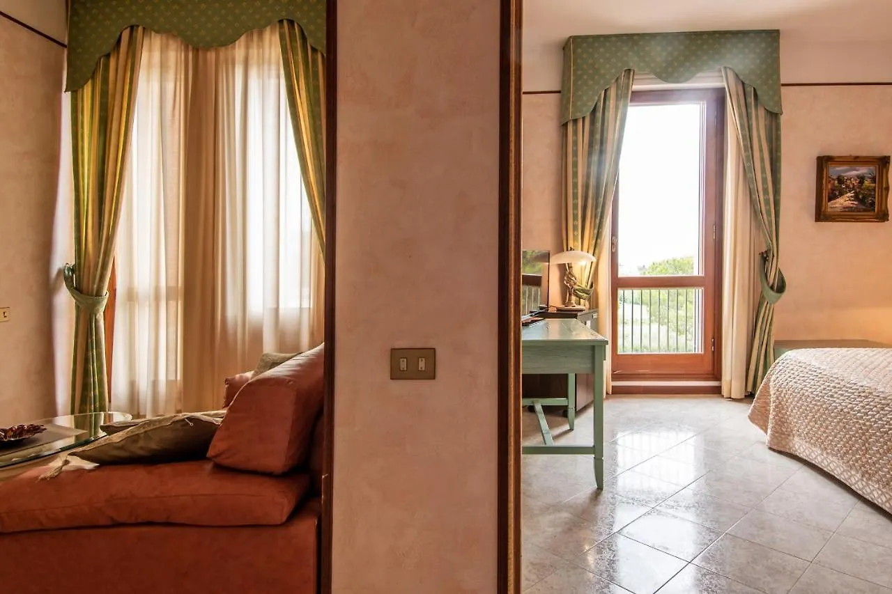 Fortuna Resort Chianciano Terme 4*,
